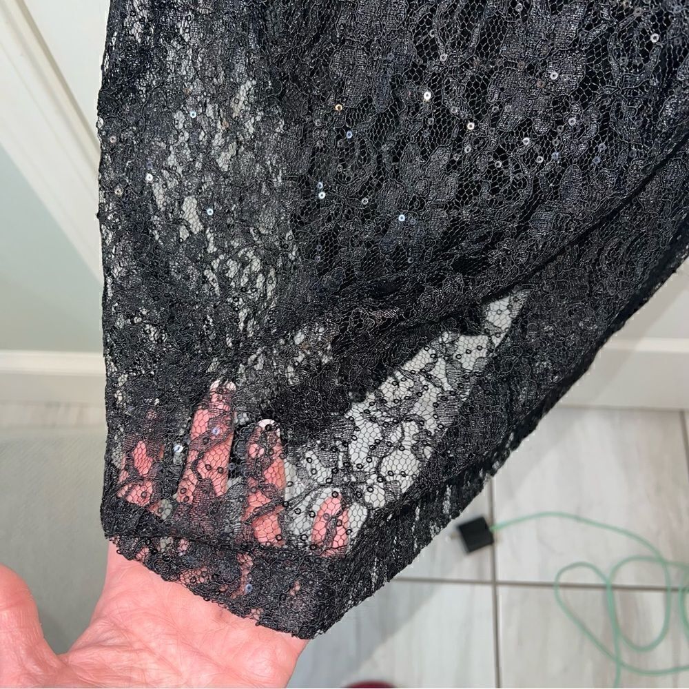 Chaps Semi Formal Black Lace and Sequin Midi dress size 4- New with tags - Picture 10 of 13